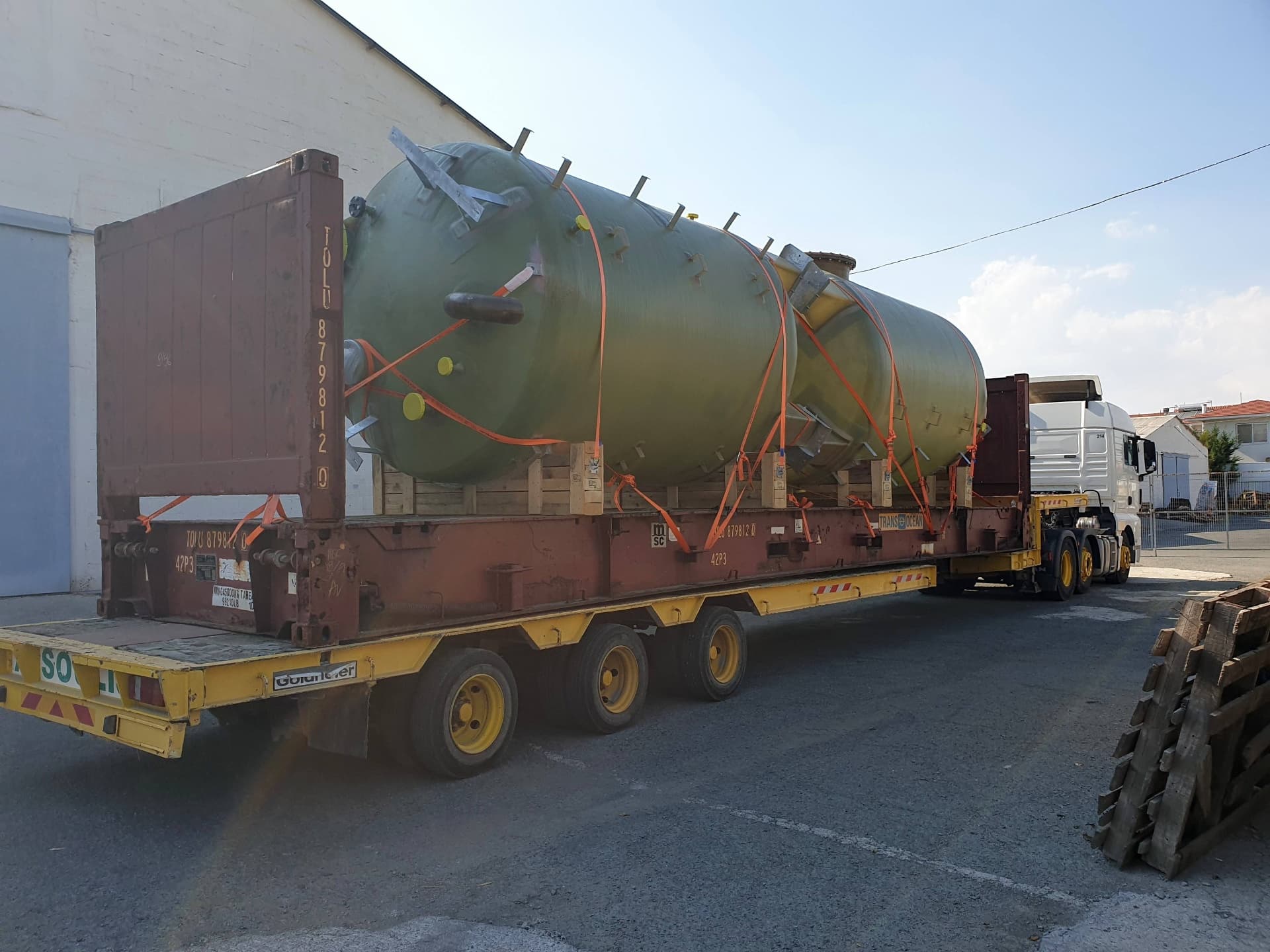 Door to Door Delivery from Italy to Cyprus of Out of Gauge Tank Units - Image 4